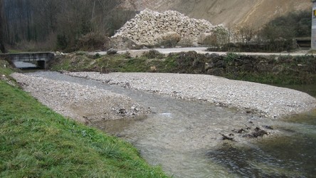 Plage du ruisseau du Versoud à La Rivière Image Avis d’enquête publique La Rivière, l’Albenc et Saint Gervais